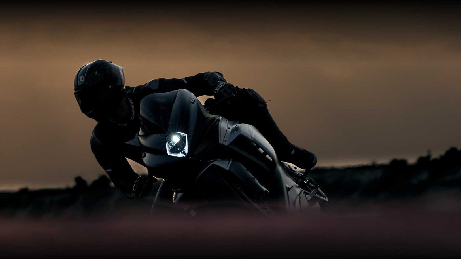 10 Sport Bikes That Make Every Ride Feel Like Track Day
